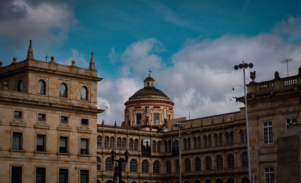 colegio mayor de san bartolome plaza de bolivar bogota colombia